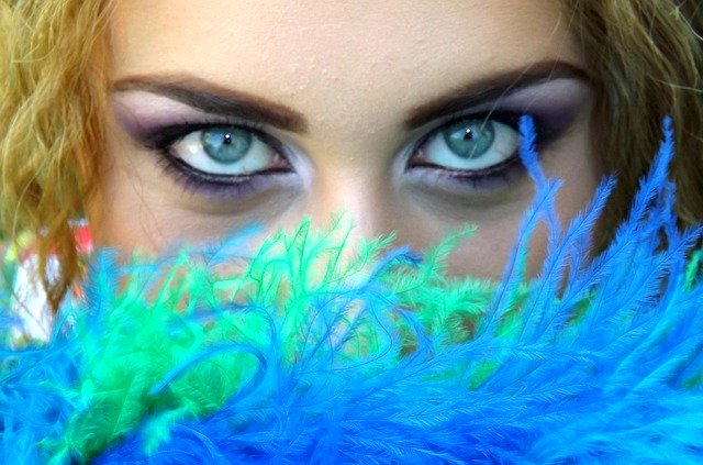 magical eye makeup